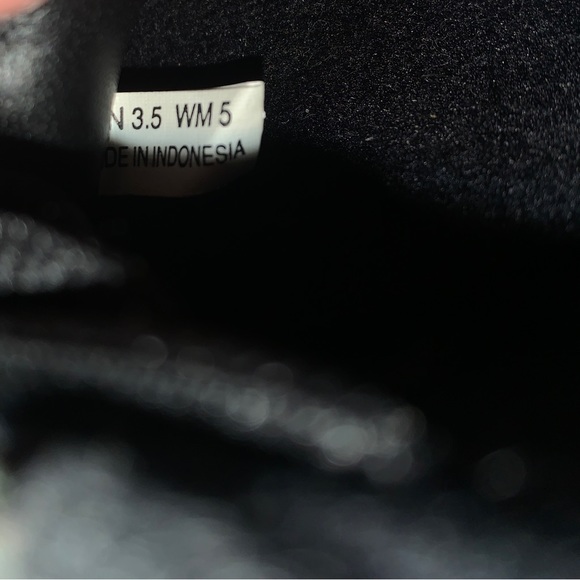 Discipline Boys Size 3.5 Martial Arts Kung Fu Shoes Black Low Lace Up - Picture 6 of 7